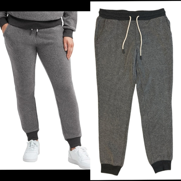 Members Mark Women's Reverse Fleece Joggers - Picture 2 of 3